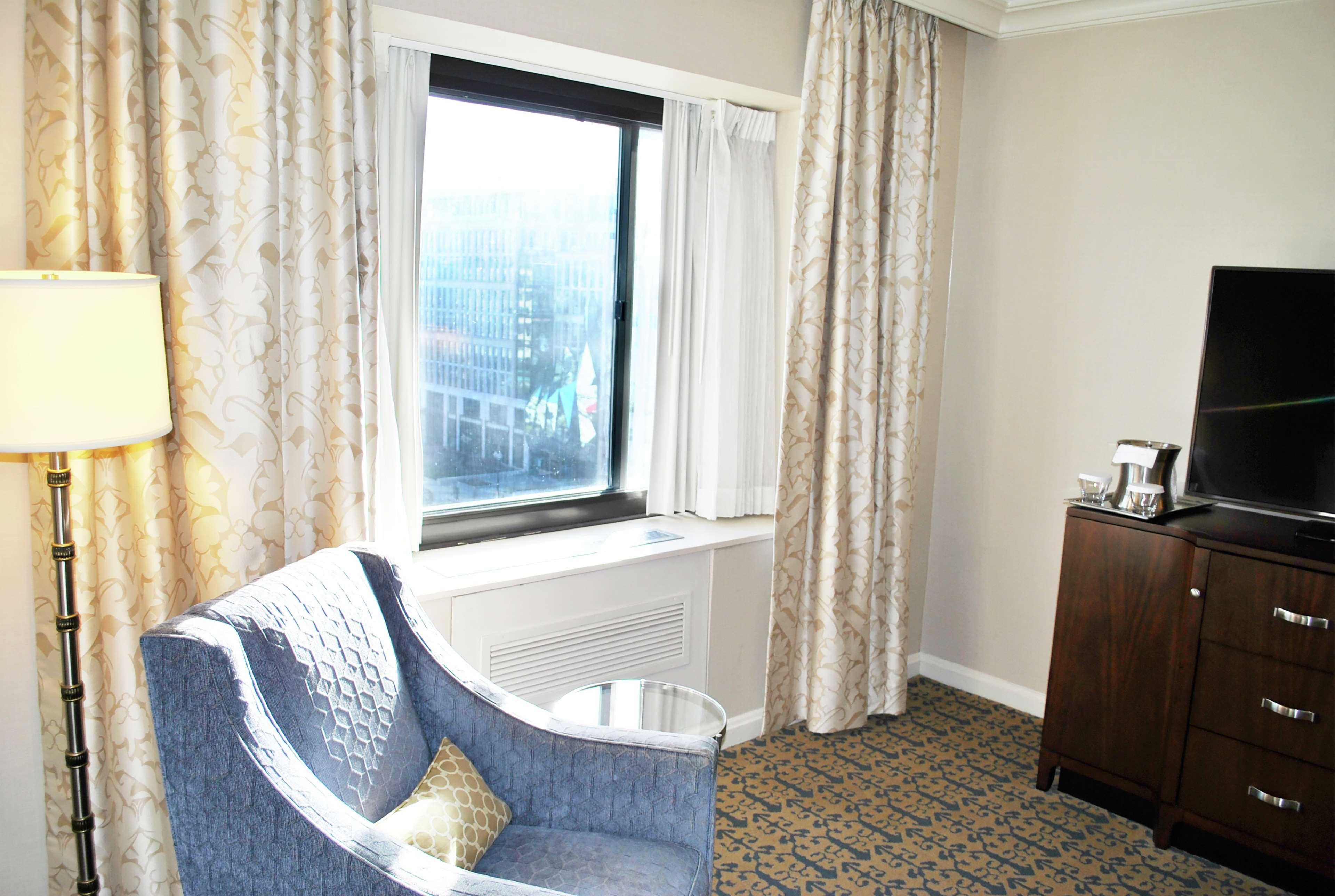 Hotel Capital Hilton Washington Exterior foto