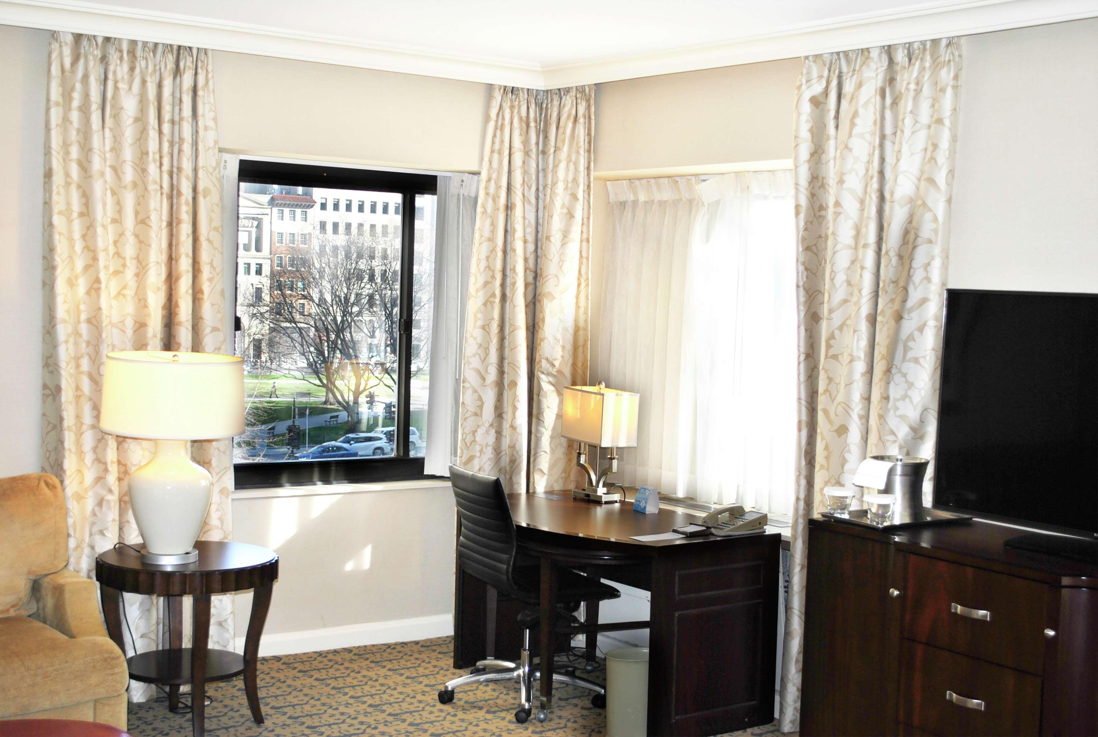 Hotel Capital Hilton Washington Exterior foto