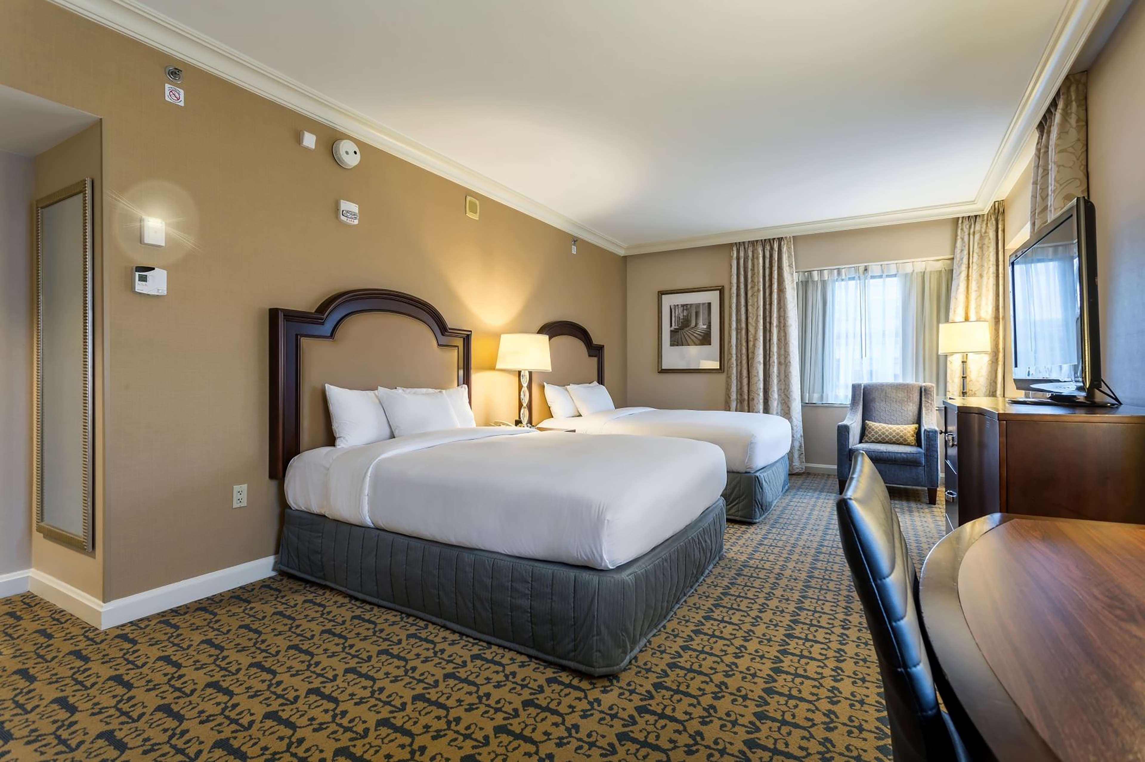 Hotel Capital Hilton Washington Exterior foto