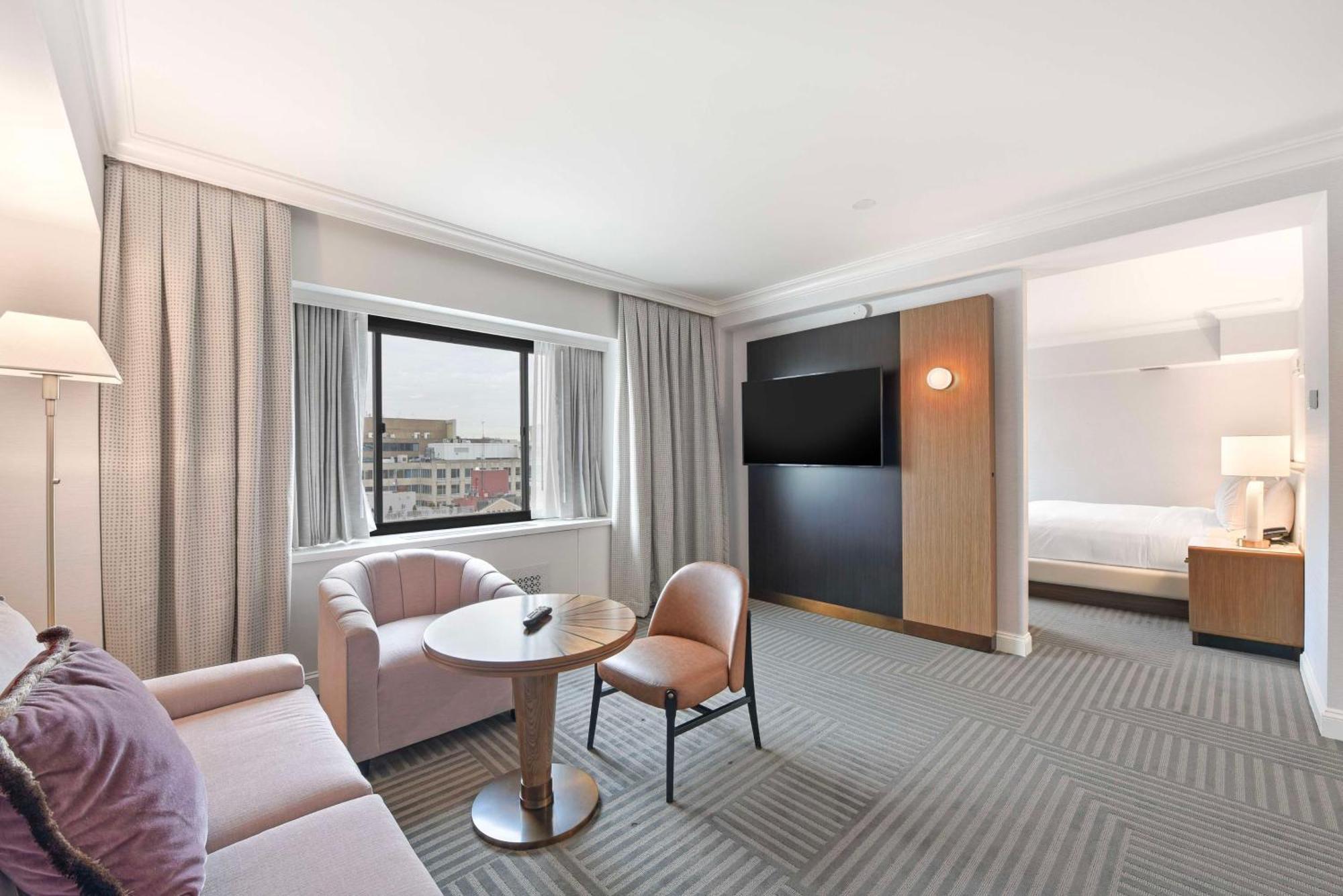 Hotel Capital Hilton Washington Exterior foto